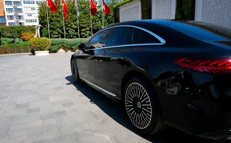 Chauffeur driven car for Istanbul medical appointments